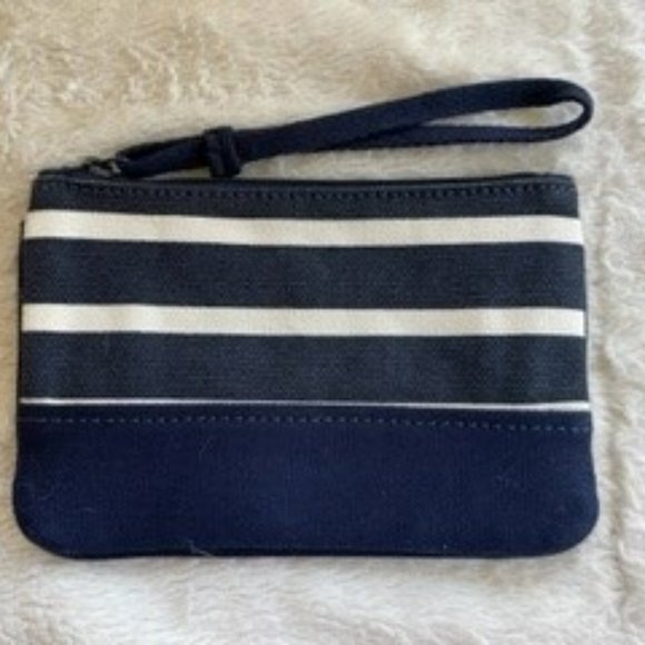 NWOT Land's End Wristlet - Picture 2 of 3